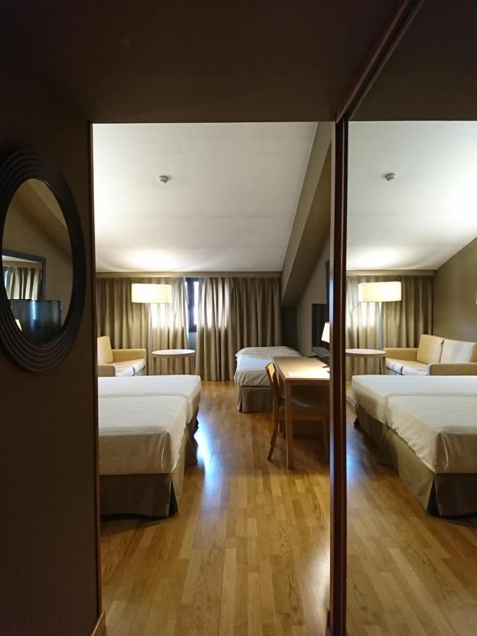 Parador De La Seu D'Urgell Zewnętrze zdjęcie