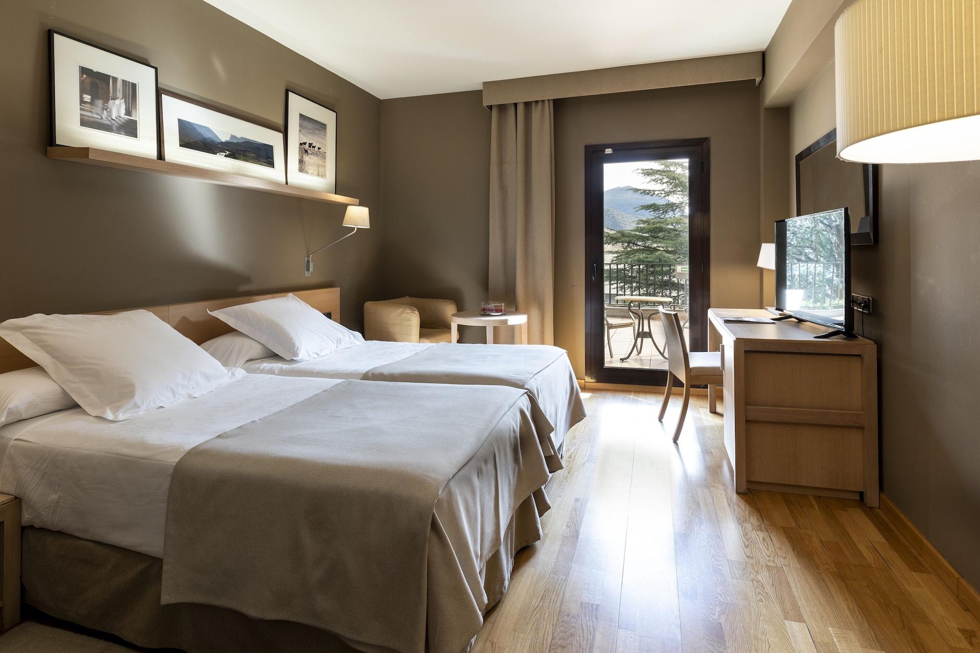 Parador De La Seu D'Urgell Zewnętrze zdjęcie