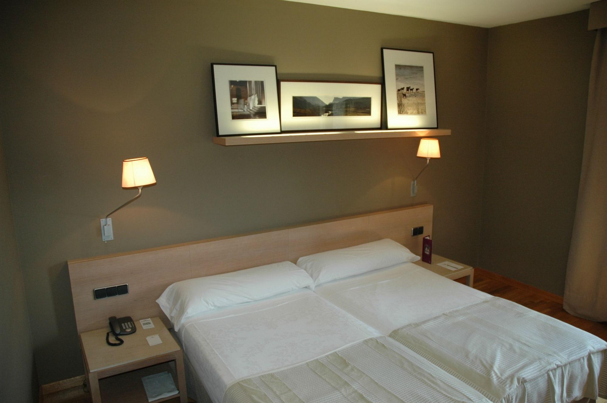 Parador De La Seu D'Urgell Zewnętrze zdjęcie