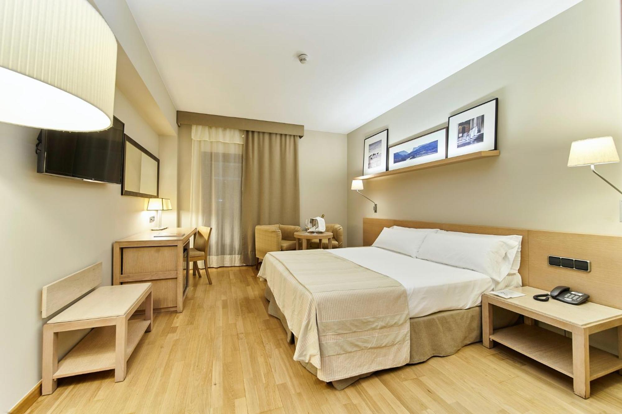Parador De La Seu D'Urgell Zewnętrze zdjęcie